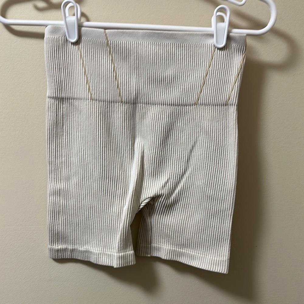 Cream Ribbed Shorts